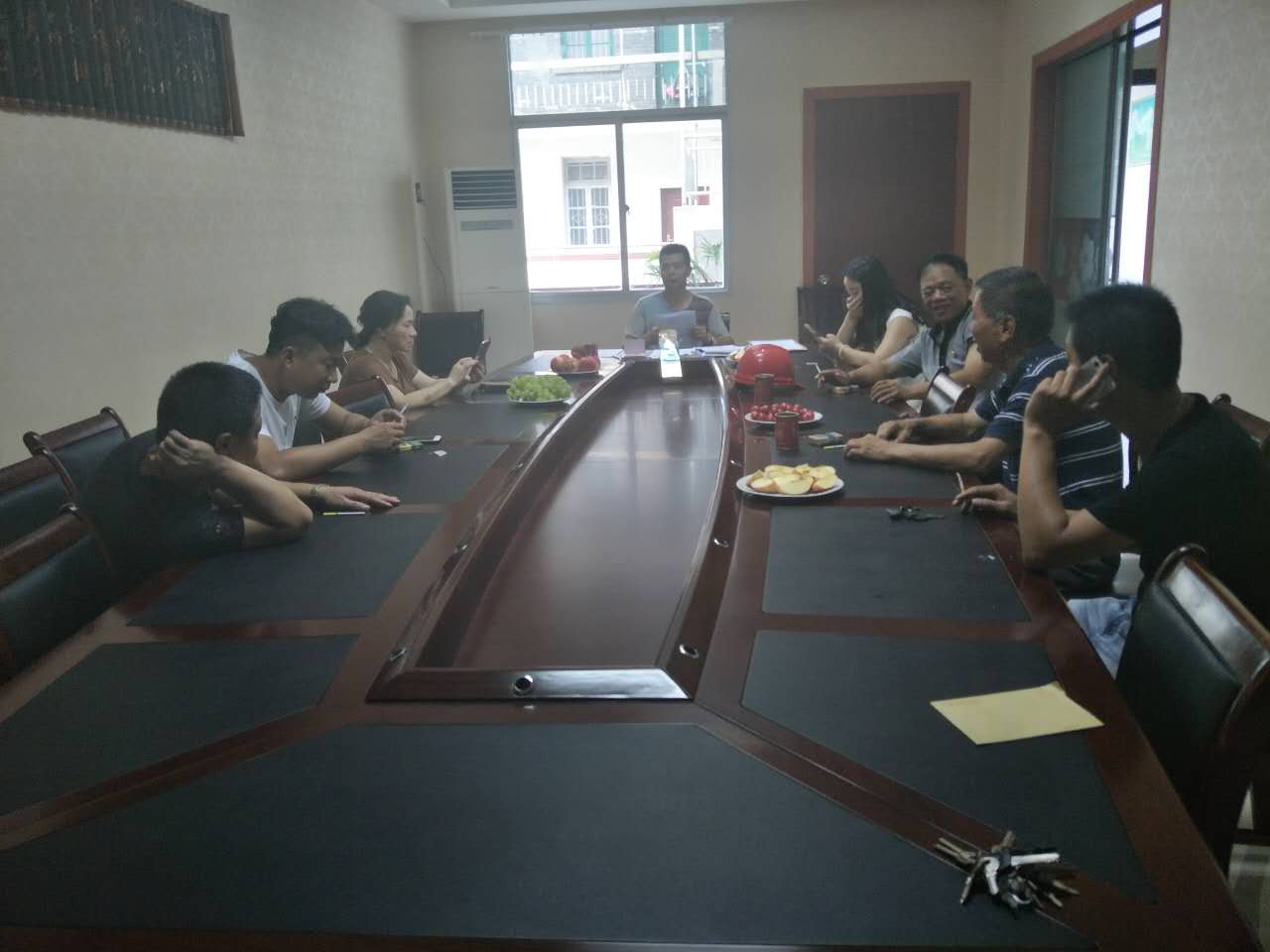 2017年7月1日黨員會議《會議主題：一、學(xué)習(xí)廖俊波找差距、抓落實主題組織生活會。二、學(xué)習(xí)袁毅同志在學(xué)習(xí)廖俊波同志先進事跡座談會上的講話。三、劉云山在福建調(diào)研時強調(diào)學(xué)習(xí)弘揚廖俊波同志崇高精神在為民實干中發(fā)揮先鋒模范作用的文章。》